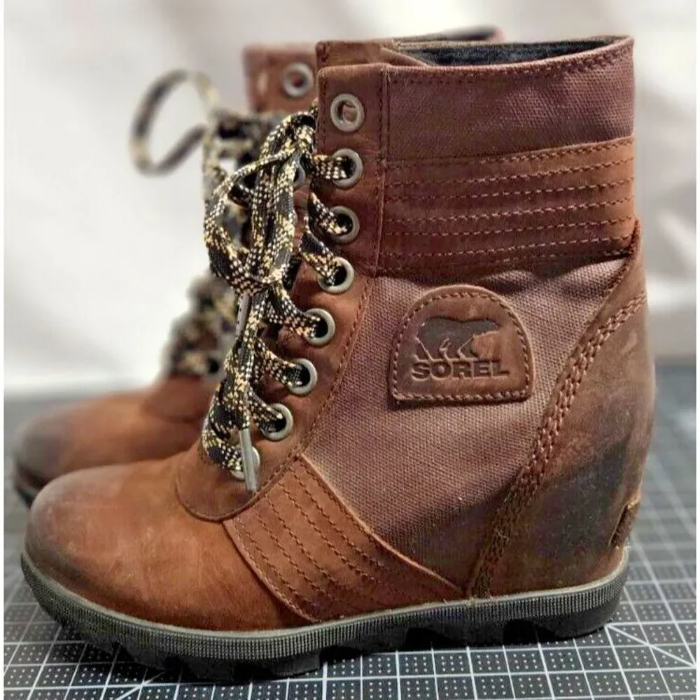 SOREL woman‎ Lexi wedge brown waterproof leather ankle boots US 6